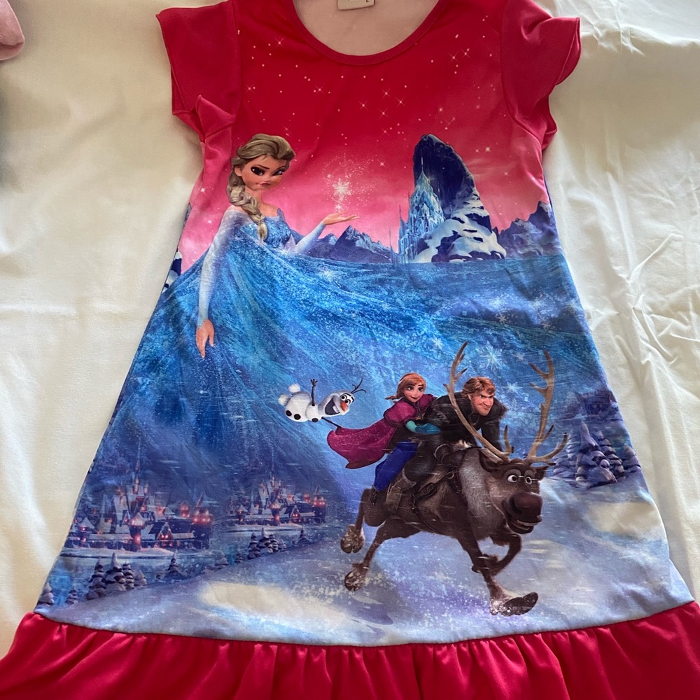 Frozen nightgown (for spring/summer nights)